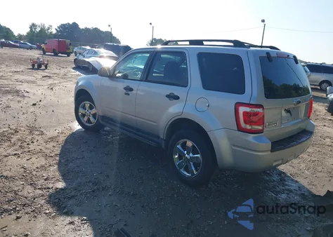 2009 Ford Escape Xlt from USA, damaged, VIN 1FMCU03739KA36420